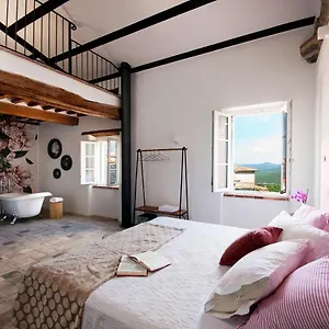https://agriturismo-la-via-delloliviera.it-tuscanyhotel.com