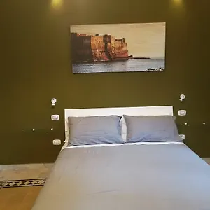 Bed and breakfast Marange, Nápoles