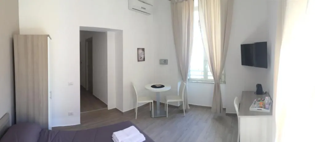 Pensionat B&B Funikuli Funikula Neapel