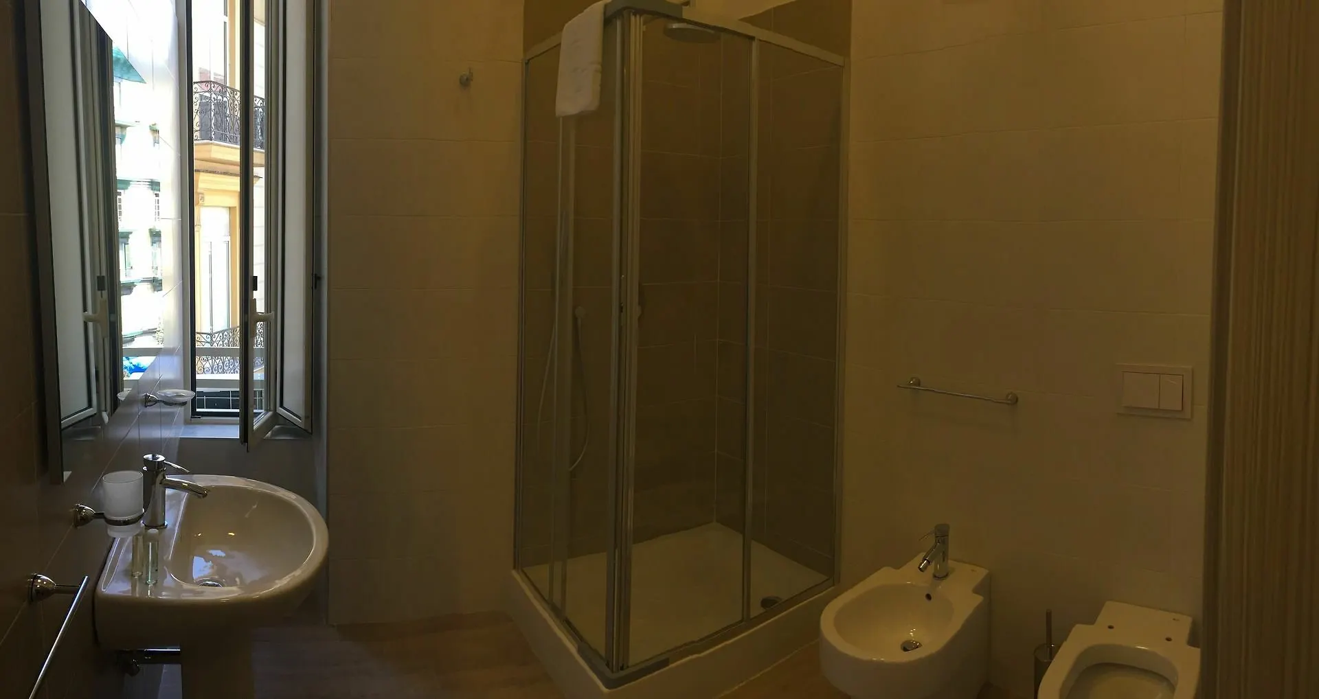 B&B Funikuli Funikula Neapel 2*,  Italien
